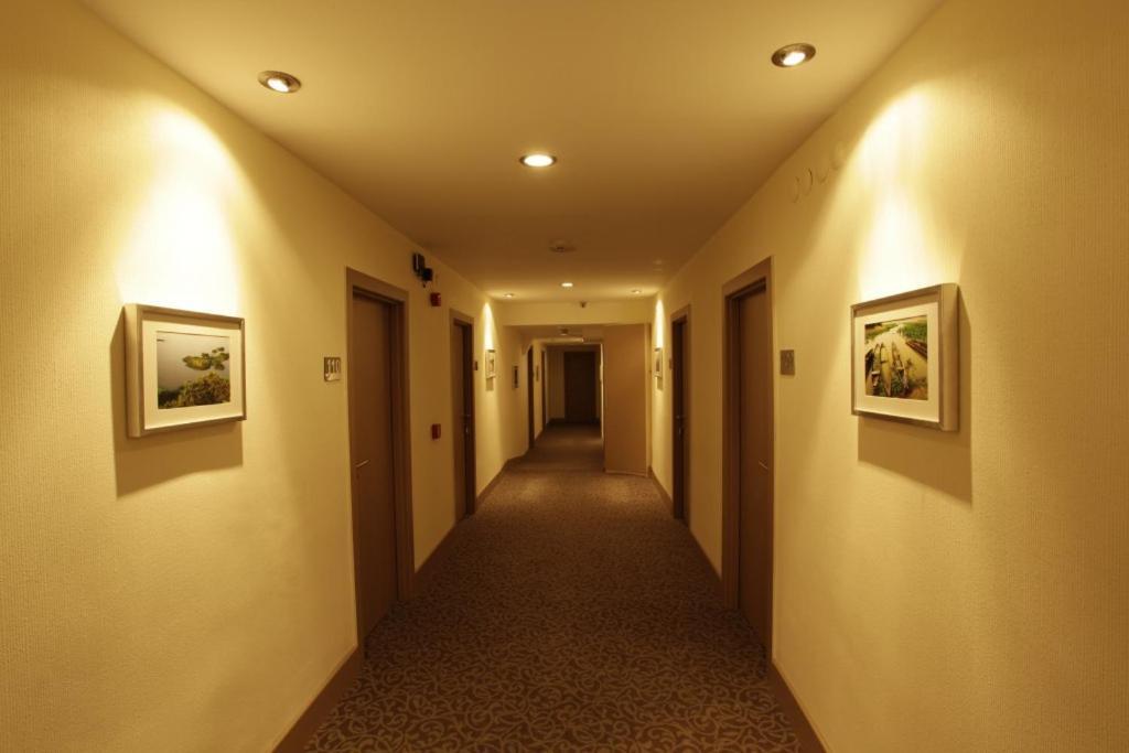 Sivas Hotel Nevv Εξωτερικό φωτογραφία